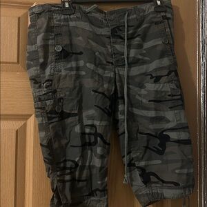 Style me Camouflage Cargo Shorts
